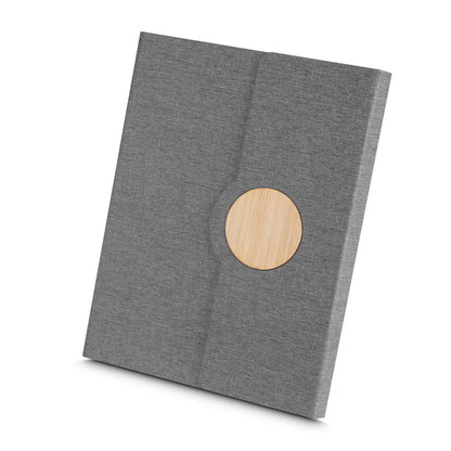Caderno A5 Capa em RPET e Detalhe em Bambu