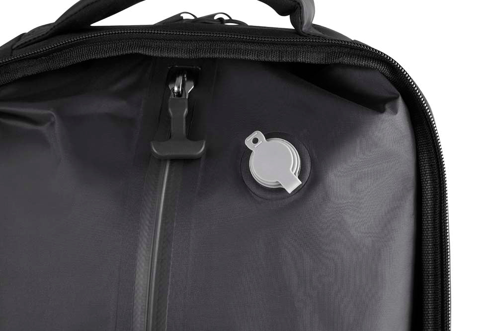 Mochila c/ Compartimento a Vácuo e Expansor