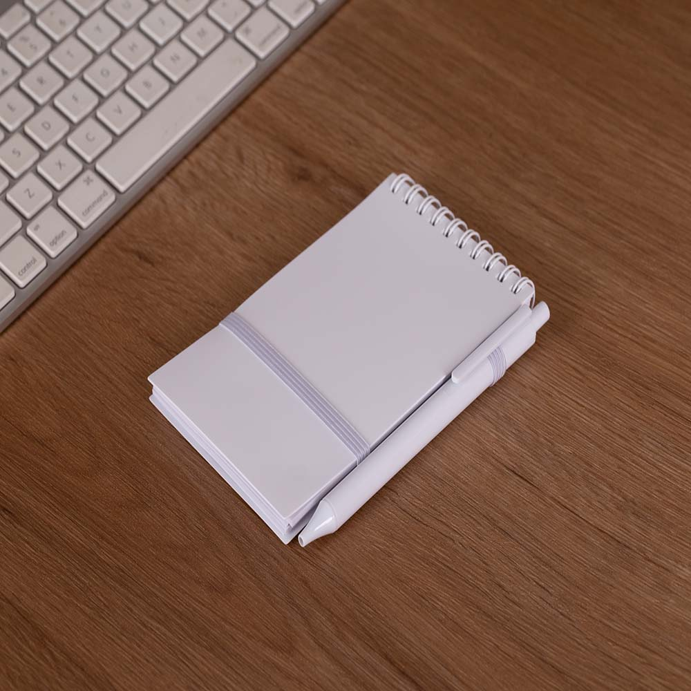 Mini Caderno A6 Capa em PP com caneta
