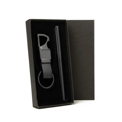 CANETA ROLLER E CHAVEIRO CINZA EM METAL E PU PRETO