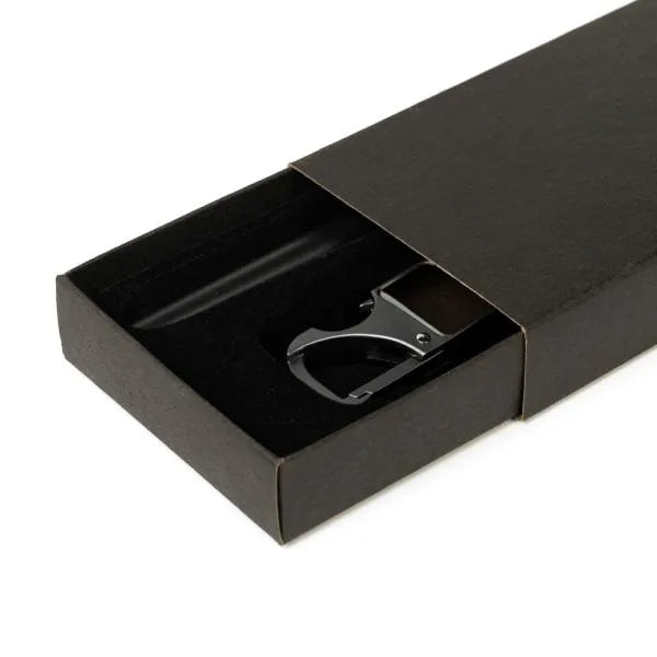 CANETA ROLLER E CHAVEIRO CINZA EM METAL E PU PRETO