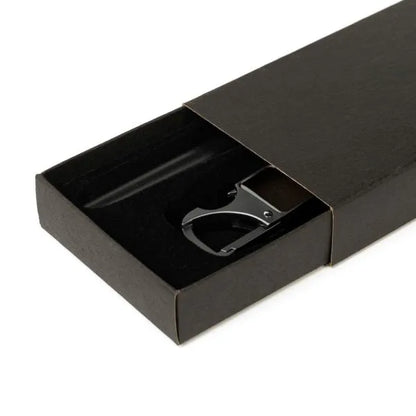 CANETA ROLLER E CHAVEIRO CINZA EM METAL E PU PRETO