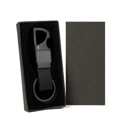CHAVEIRO MOSQUETÃO EM METAL/PU - CINZA/PRETO