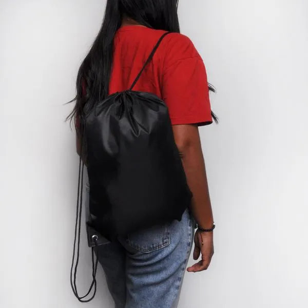 MOCHILA SACOLA EM NYLON 190D - PRETA - 42X32CM